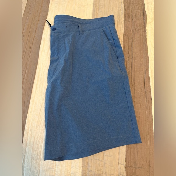 Vineyard Vines On The Go Offshore Short - Picture 3 of 8